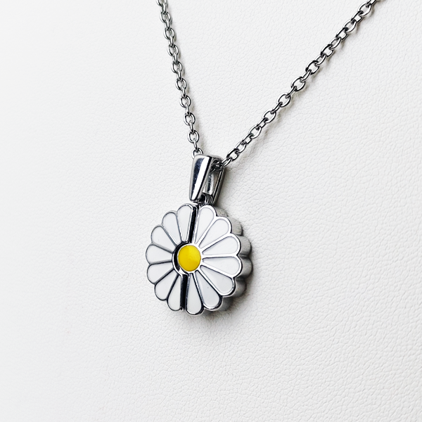 COLLAR MARGARITA CON GRABADO PERSONALIZADO - ENVIO GRATIS