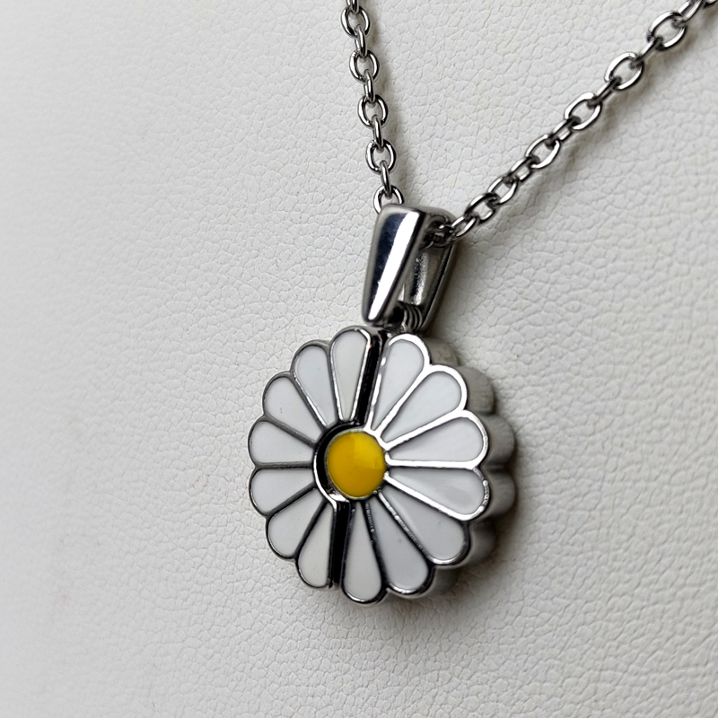 COLLAR MARGARITA CON GRABADO PERSONALIZADO - ENVIO GRATIS