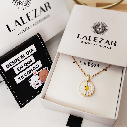 COLLAR MARGARITA CON GRABADO PERSONALIZADO + LIBRO (QUIERO CAMINAR DE TU MANO) - ENVIO GRATIS