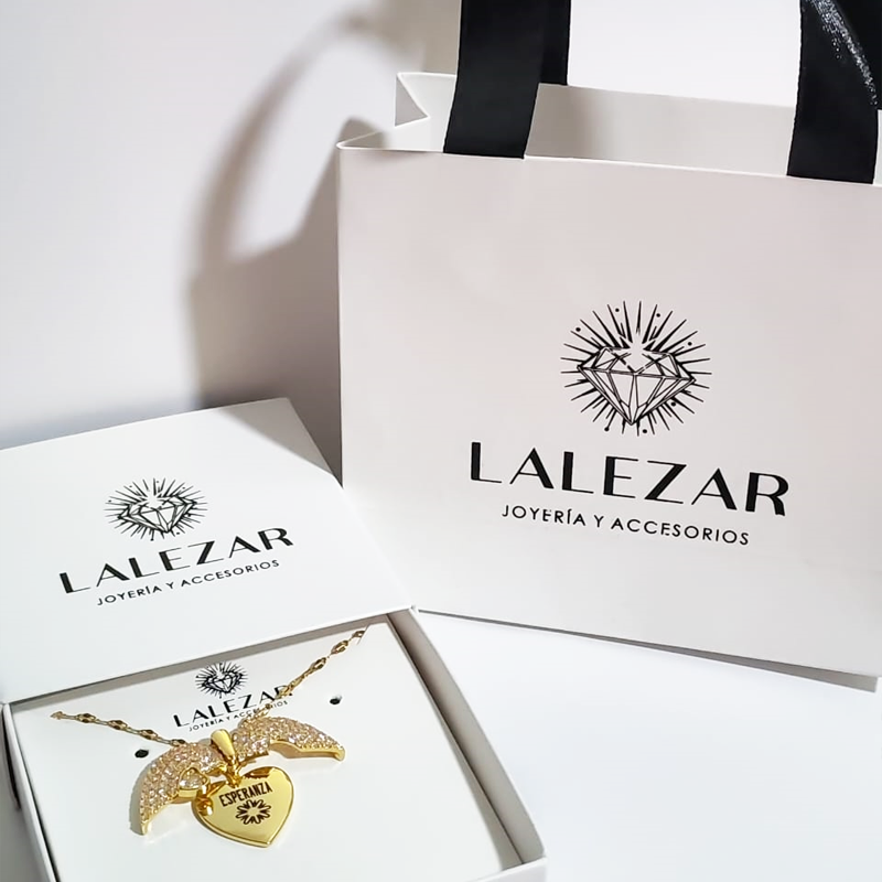 COLLAR CORAZÓN CON PIEDRAS DE ZIRCÓN CON GRABADO PERSONALIZADO - ENVIO GRATIS
