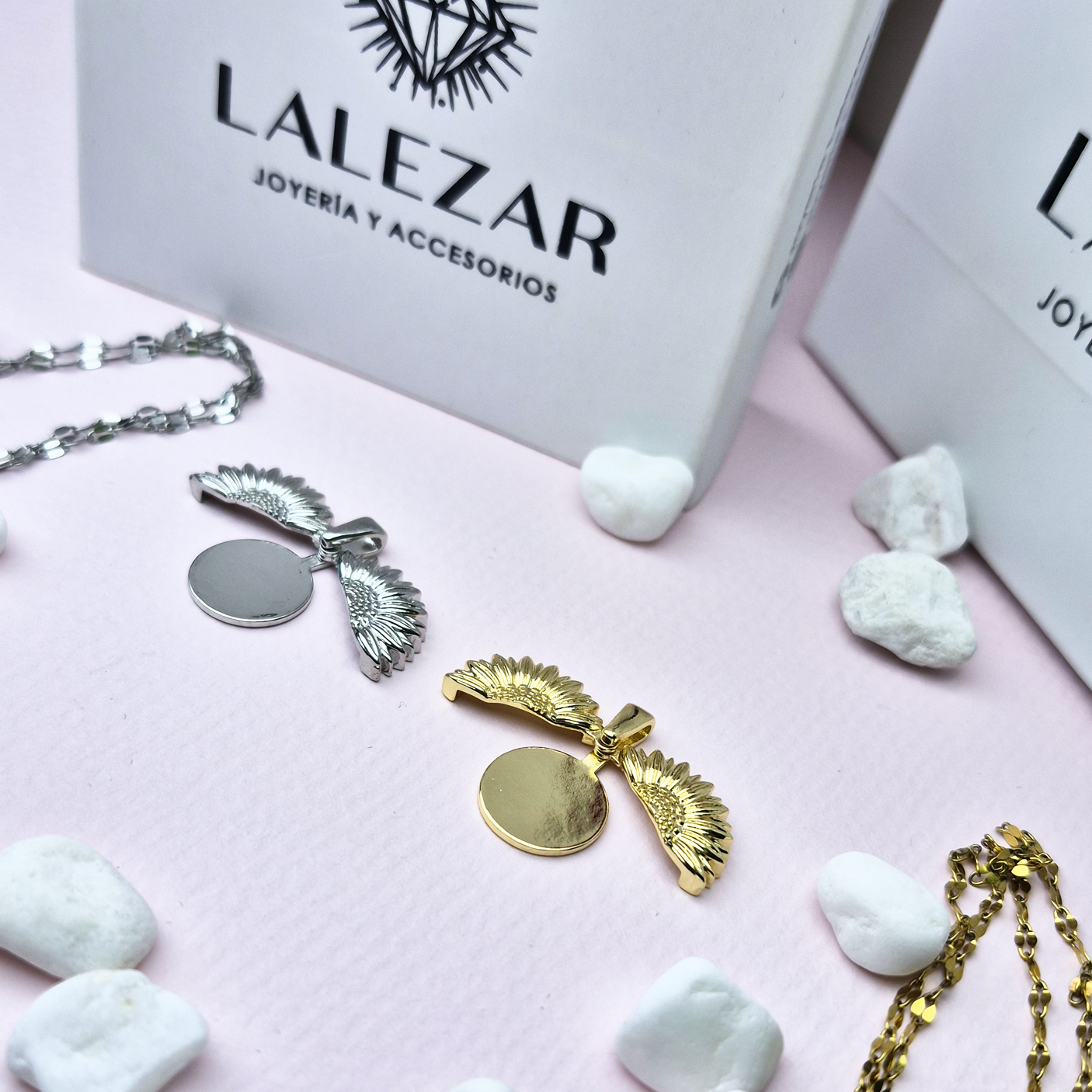 COLLAR GIRASOL DORADO PLATEADO GRABADO PERSONALIZADO