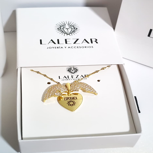 COLLAR CORAZÓN CON PIEDRAS DE ZIRCÓN CON GRABADO PERSONALIZADO - ENVIO GRATIS