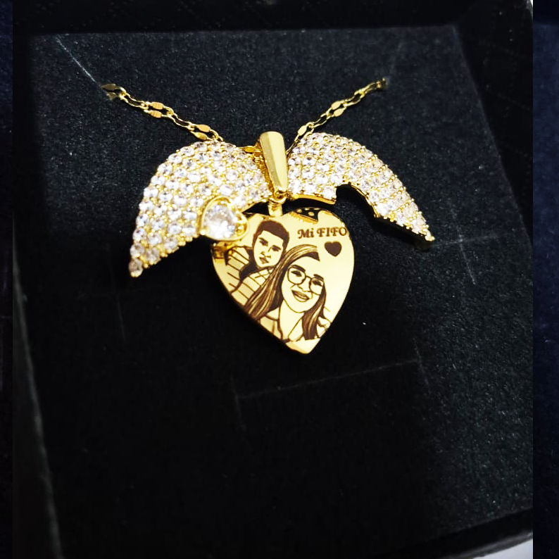 COLLAR CORAZÓN  CON FOTO PERSONALIZADO