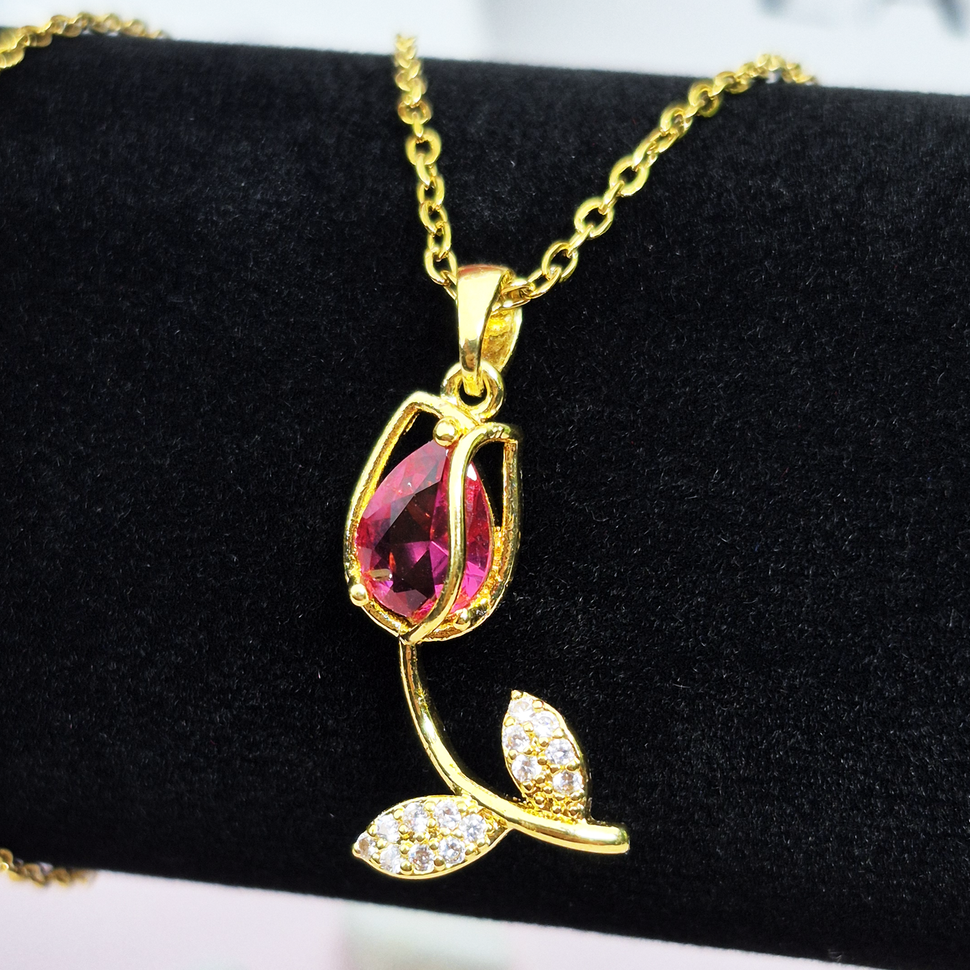 SET TULIPAN - COLLAR Y ARETE